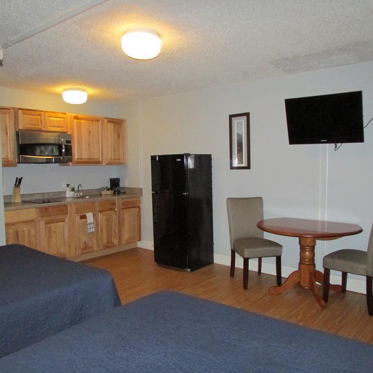 Creekwood Inn Anchorage Exterior photo